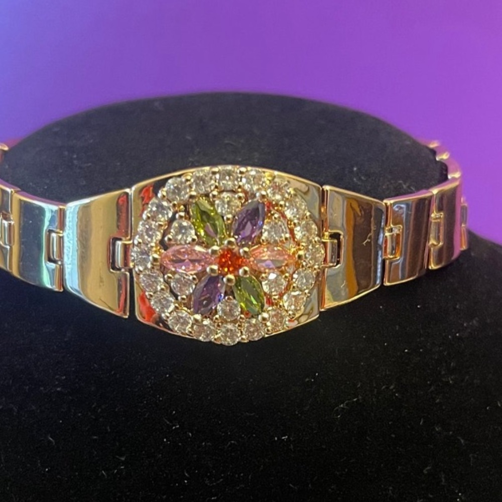 Flower bracelet